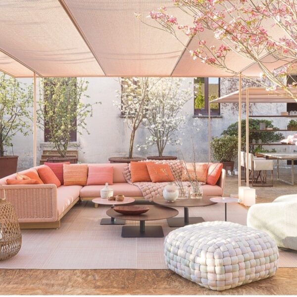 Sofas in pink